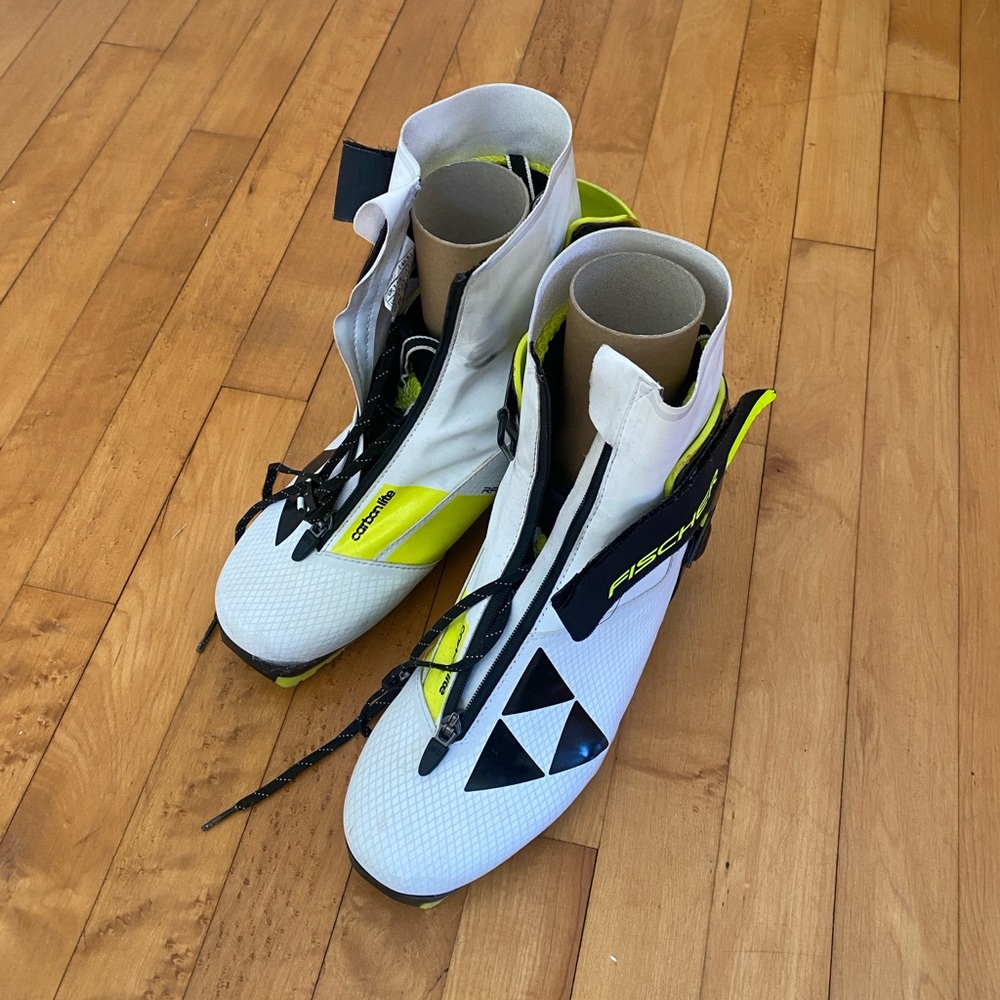 Fischer carbonlite womens skate Nordic ski boots